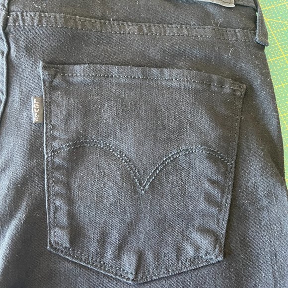 💙 HOST PICK 💙 Levi's 720 High-Rise Super Skinny - Picture 5 of 10